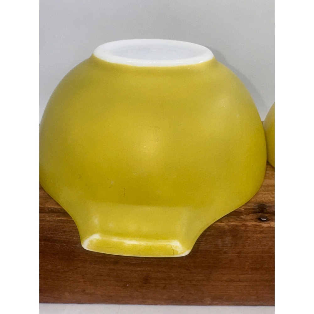 Vintage Pyrex Cinderella Primary‎ Colors Nesting Bowls Set 442 441 2 Piece Lot - Picture 15 of 16